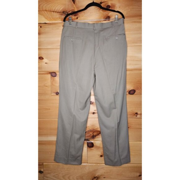 Kenneth Cole Reaction Men's Pants 34/Short Pleated Front Tan Beige 100% Wool - Picture 2 of 13